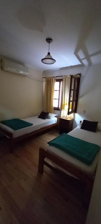 Pinto Terraza Hostel Ескуел Екстериор снимка