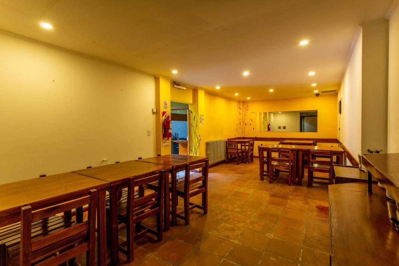 Pinto Terraza Hostel Ескуел Екстериор снимка