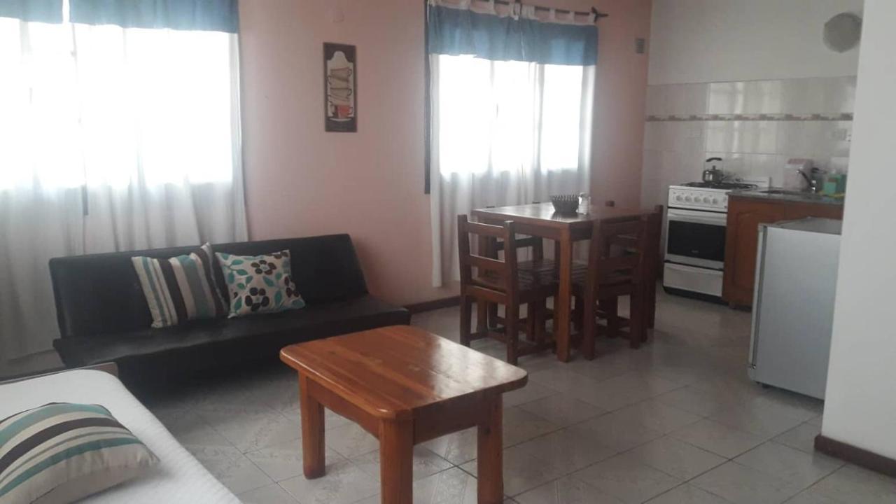 Pinto Terraza Hostel Ескуел Екстериор снимка
